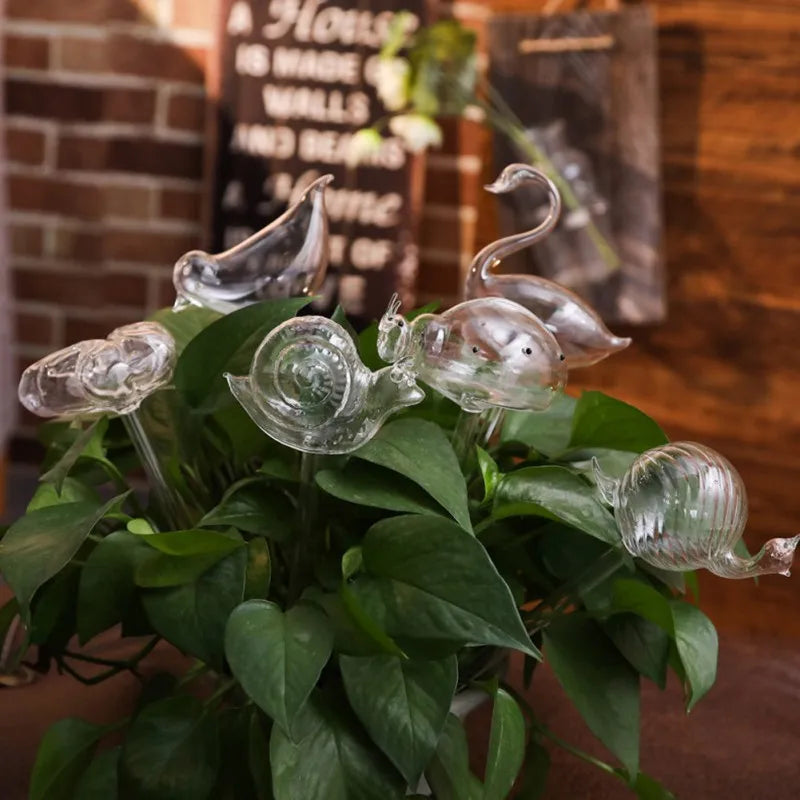Automatic Plant Watering Device Animal Shape Self Watering Ball Clear Glass Aqua Bulbs Flowerpot Drip Irrigation Device